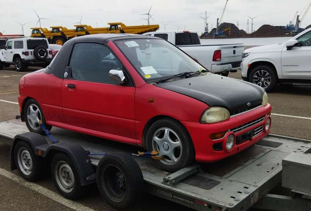 Subaru 0.7i GLi ECVT