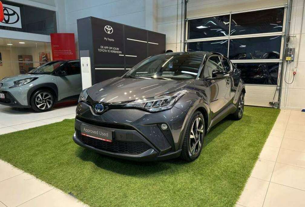 Toyota 1.8 HYB C-LUB BI-TONE