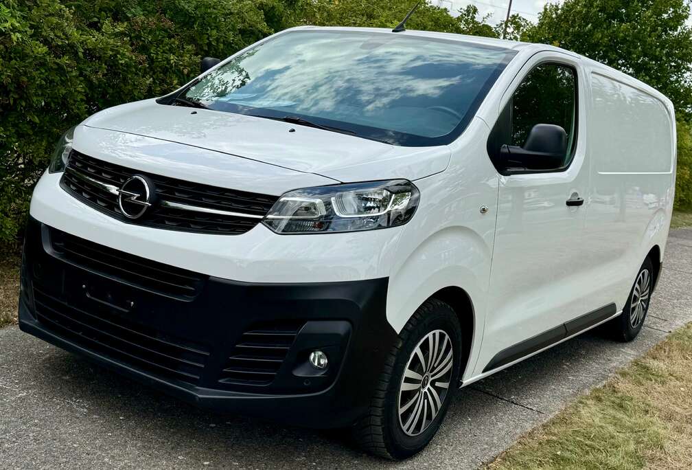 Opel L2 H1  **+ Armoire de rangement  **