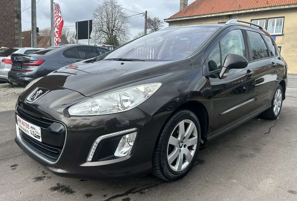 Peugeot SW 1.6 HDi ***CLIM AUTO/TOIT PANO/CAPTEURS***