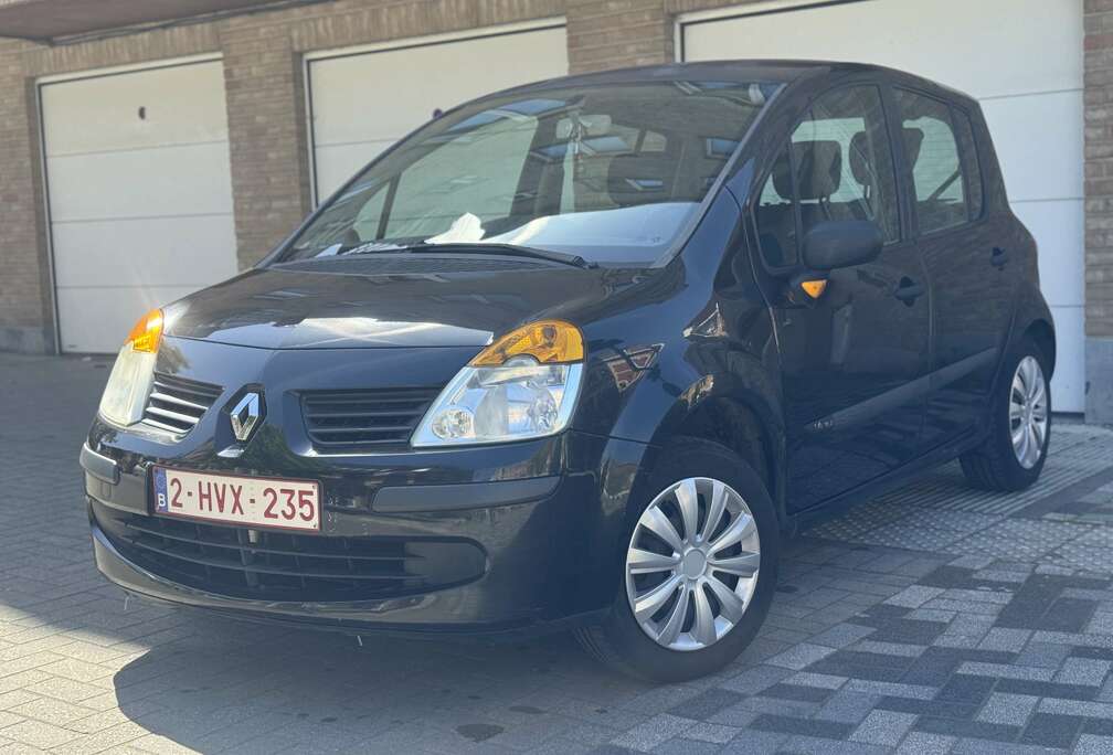 Renault Essence prête à immatriculer