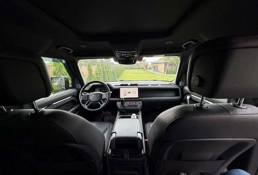 Land Rover 110 D300 X-Dynamic HSE / Full Pack Urban