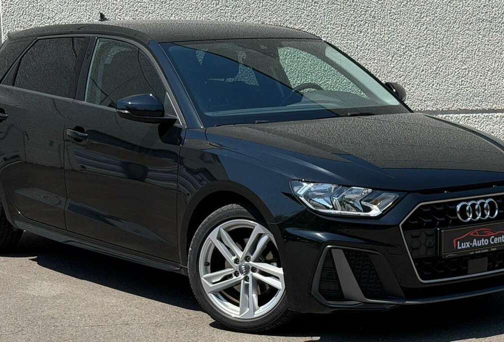 Audi 35 TFSI S tronic S-Line/Garantie 12 Mois
