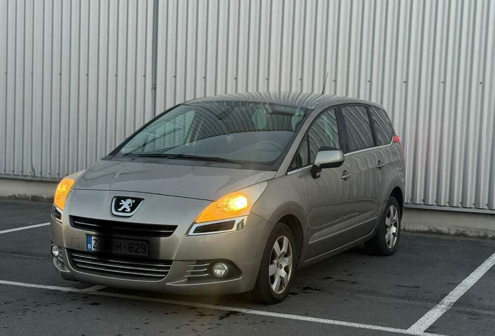 Peugeot 5008 1.6 HDi Premium Pack FAP