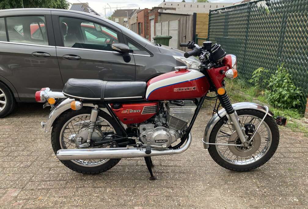 Suzuki K