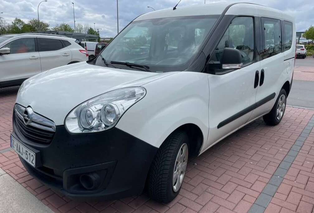 Opel Combo 1.3 CDTI DPF Arizona