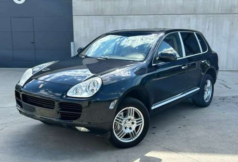 Porsche S 4.5i V8 32v Tiptronic  Full Options TVAC