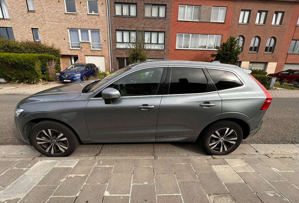 Volvo XC60 2.0 D4 Momentum Pro Geartronic AdBlue