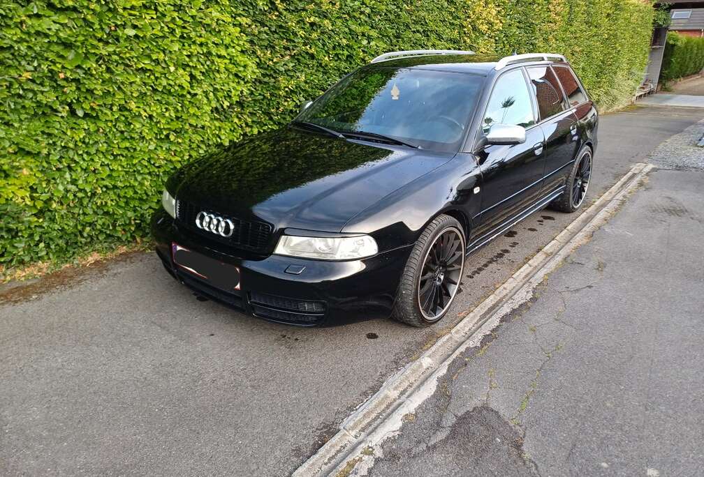 Audi S4 Avant 2.7 quattro