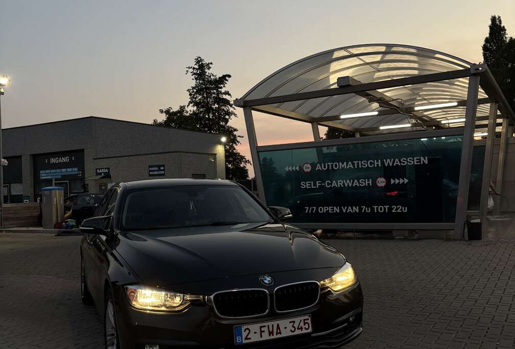 BMW 318i Touring Aut. M Sport