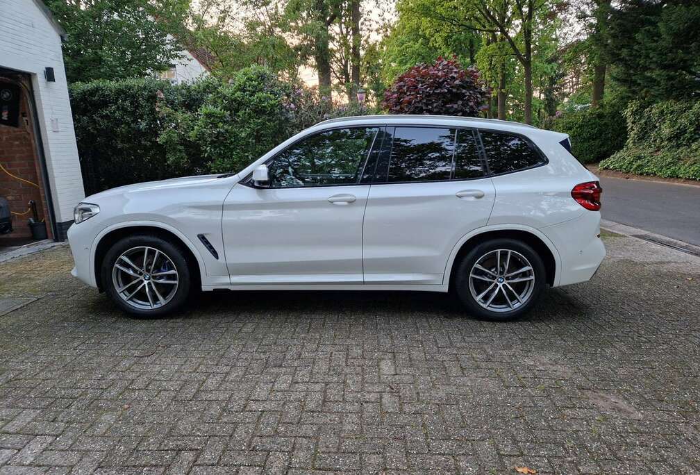 BMW 2.0iA xDrive30 OPF M pack / pano dak / 360 camera