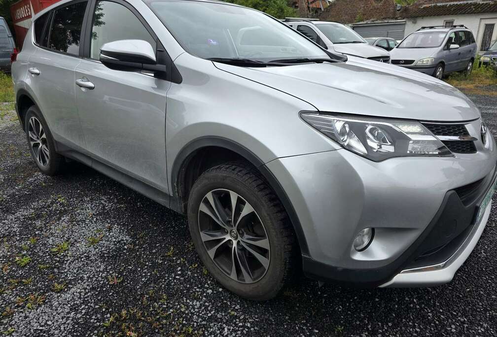 Toyota RAV4 2.0i AWD voiture belge carpass