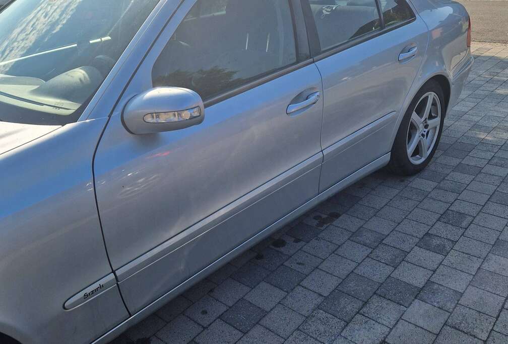 Mercedes-Benz E 200 Classic