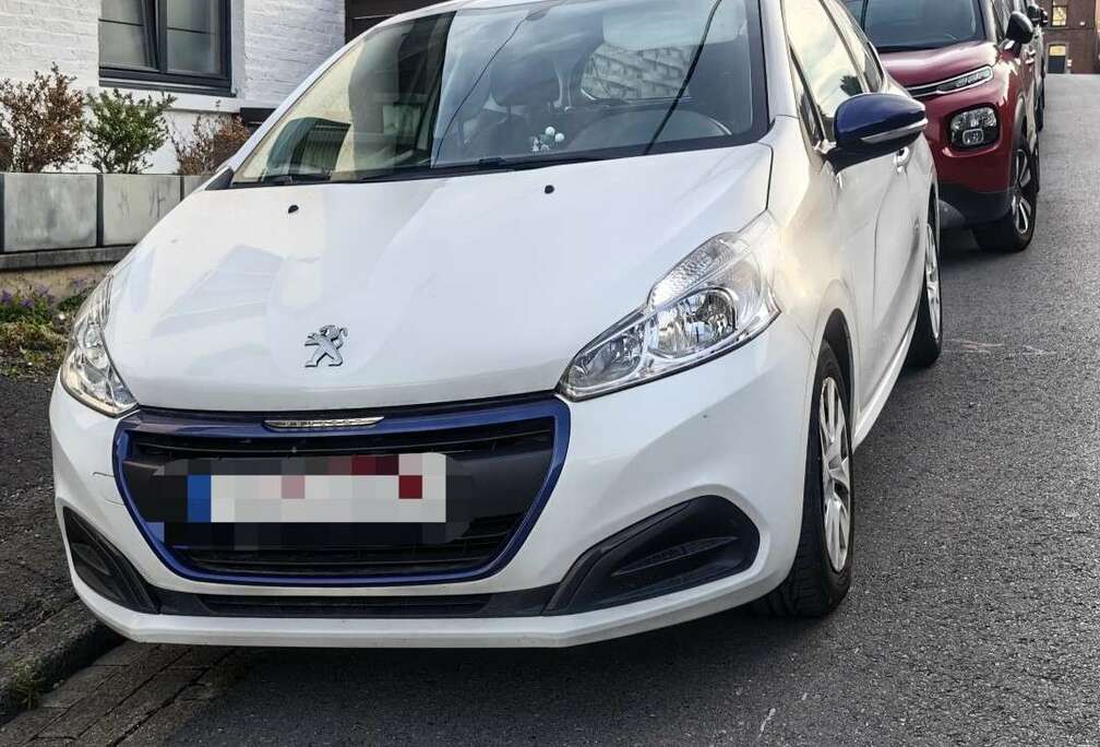 Peugeot 1.2 PureTech 82ch BVM5 Active