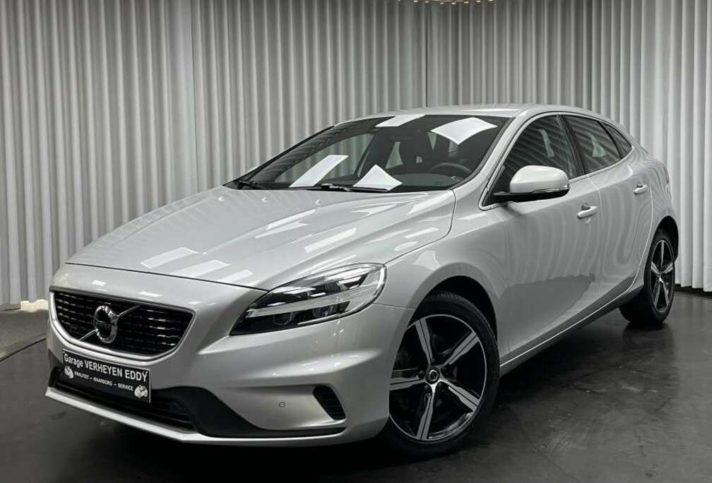 Volvo T2 / R-Design / Clima / Navi / Pdc / Led / ...