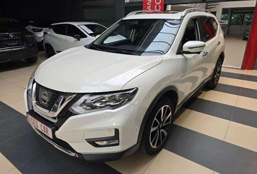 Nissan 1.6i TEKNA+ * LEDER * PANODAK * GPS