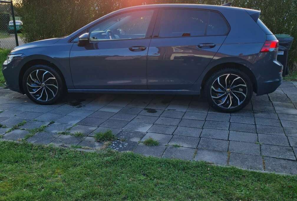 Volkswagen 1.0 eTSI Life Business OPF DSG
