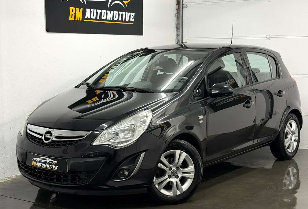 Opel Corsa 1.2i Enjoy 150 Years