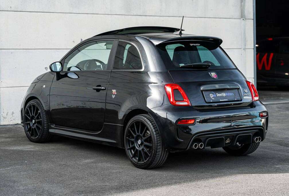 Abarth 1.4 T-Jet 180pk - Pano Roof - Brown Leather Seats - Digital climatcontrol - Sport Exhaust - CarPlay - Navi Touchscreen -