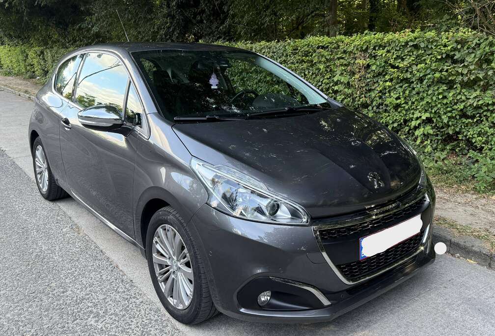 Peugeot 1.2 PureTech Allure S