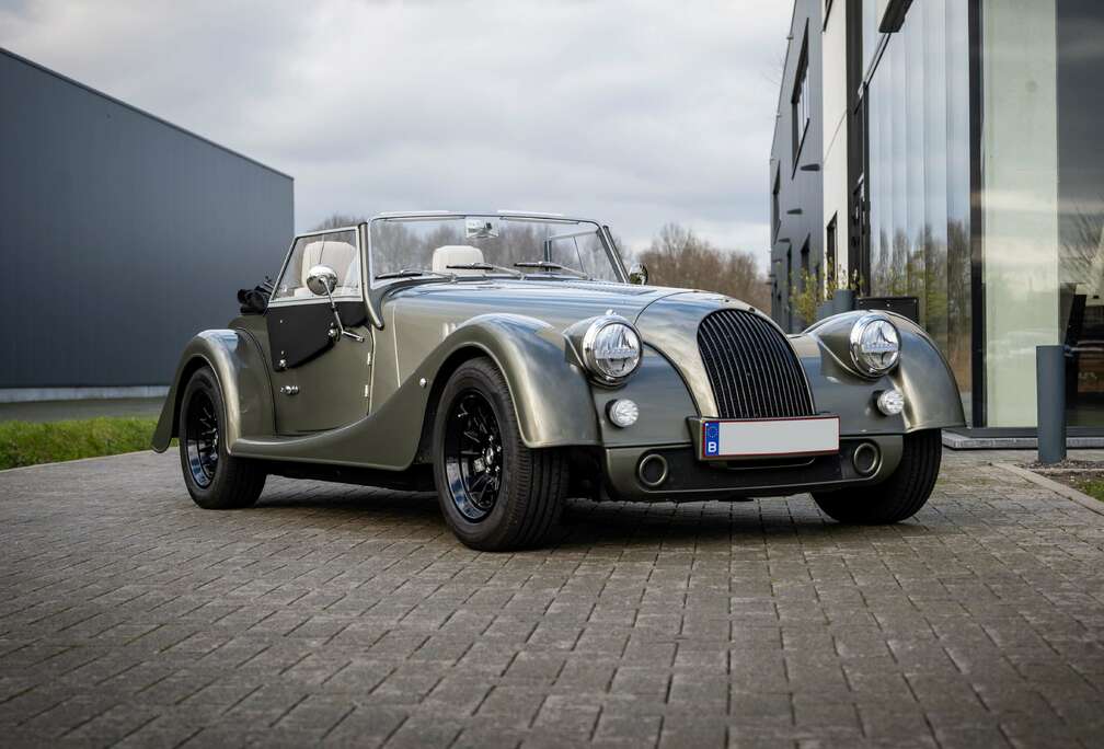 Morgan MY23 Automatic 4000km