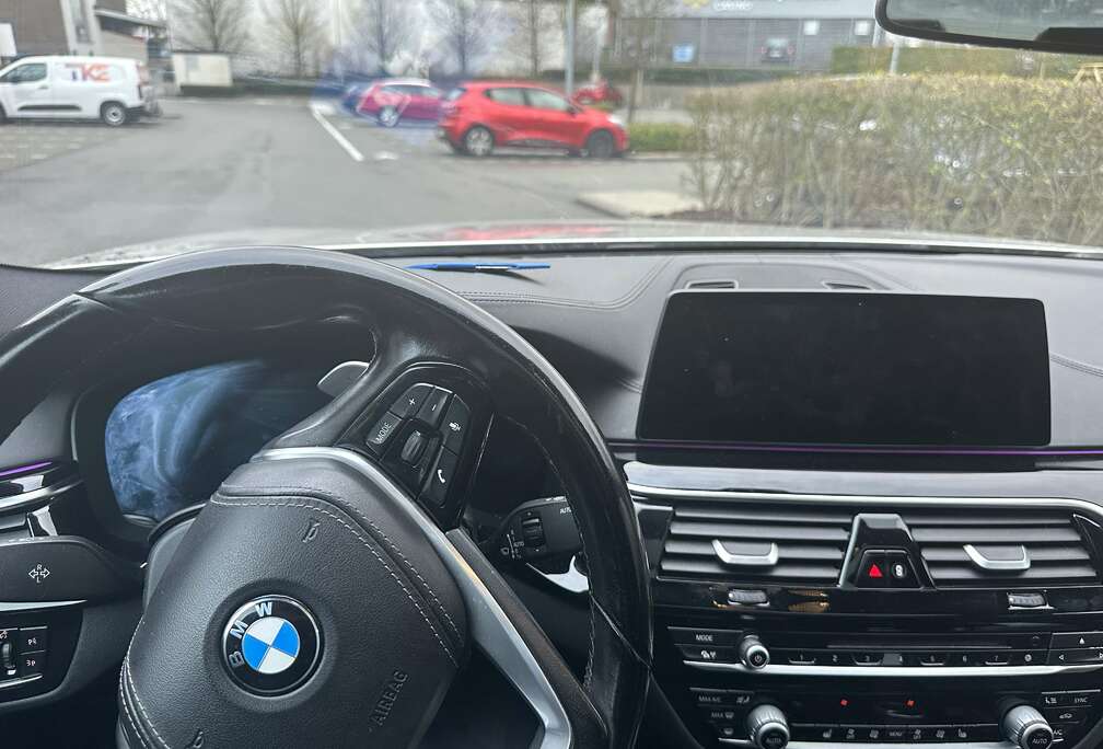 BMW 530i
