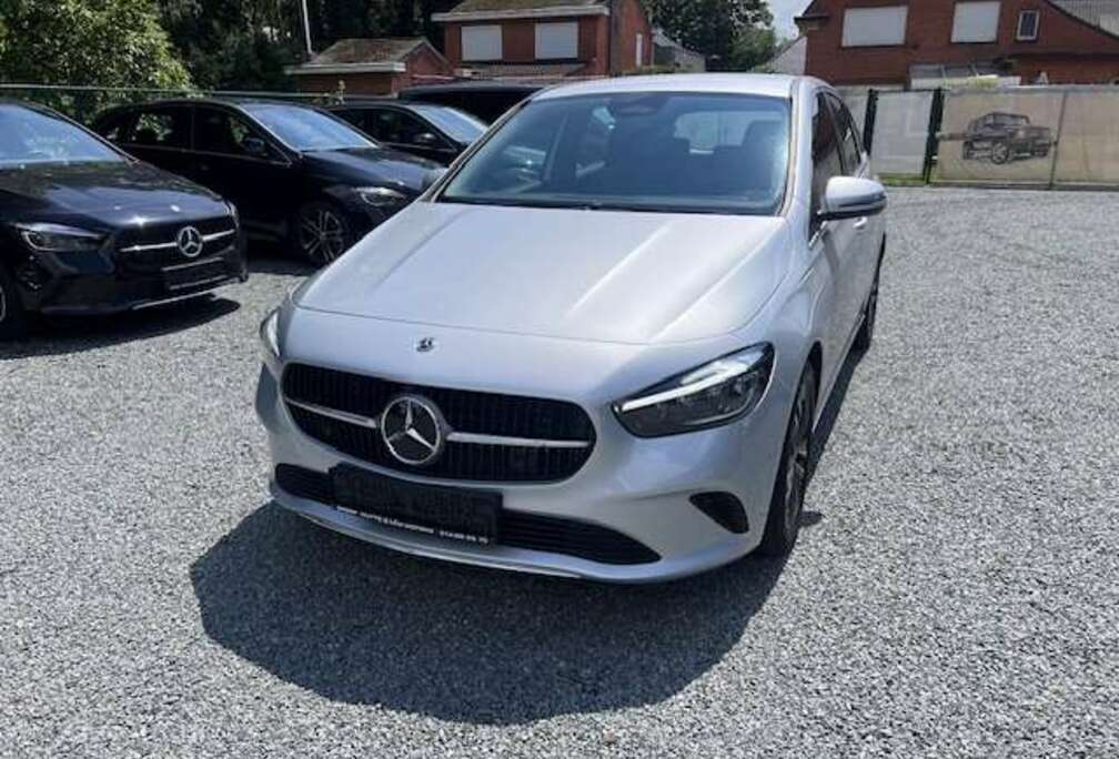 Mercedes-Benz TREKHAAK-ELC KOFFER - VELE OPTIES