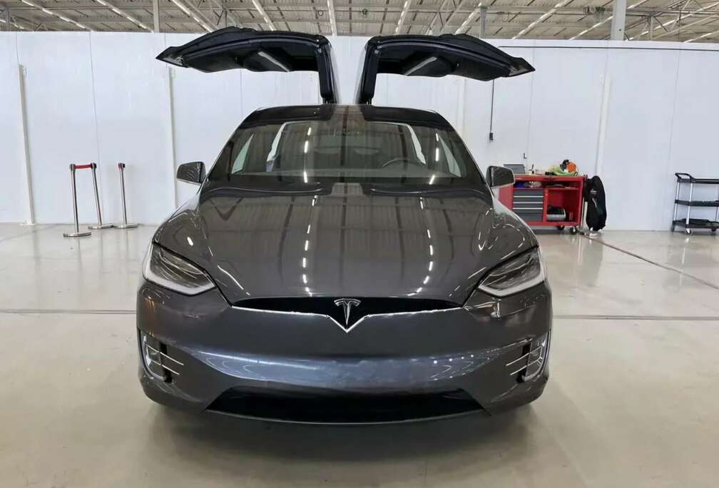 Tesla 75D Allradantrieb