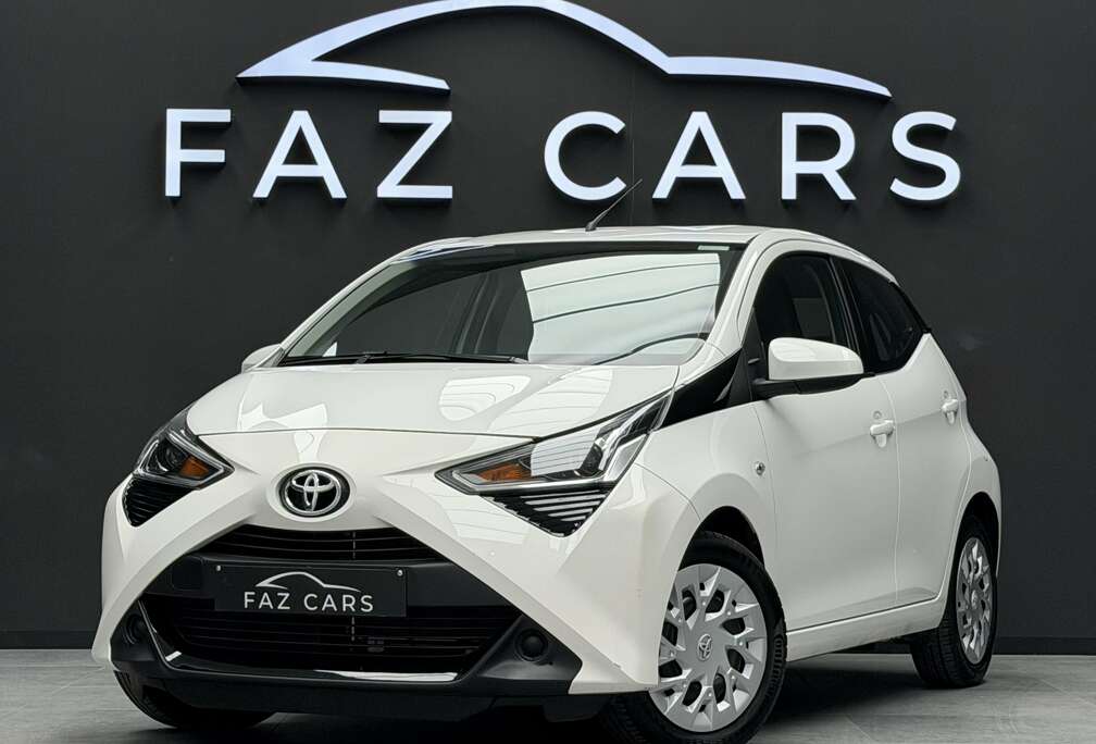 Toyota 1.0i VVT-i * 1ER PROP + CLIM + CAMERA + GARANTIE *