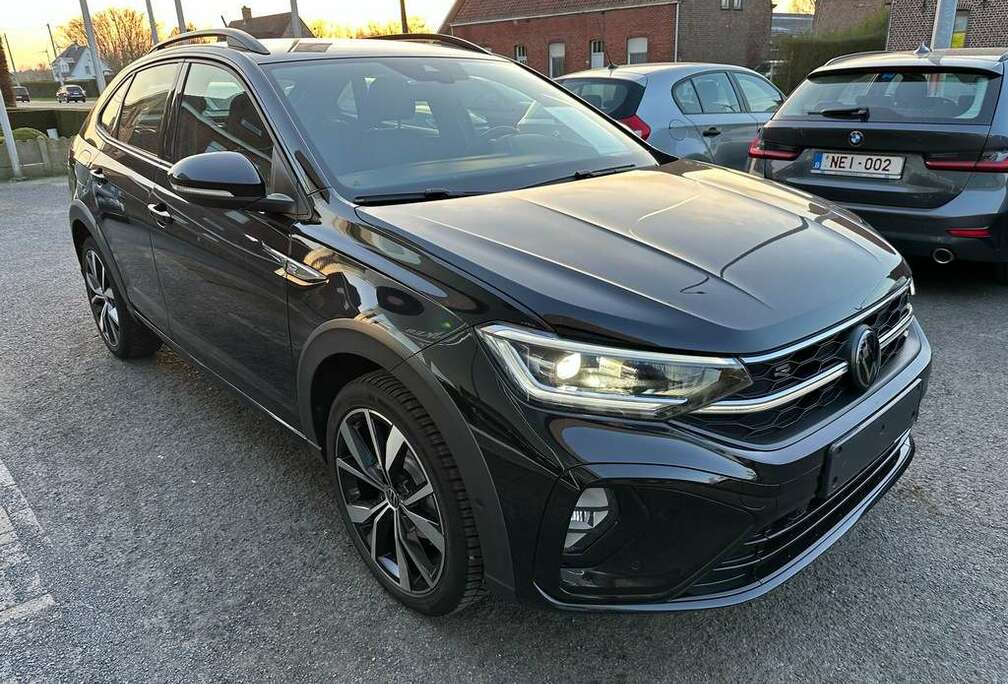 Volkswagen 1.5 TSI R-Line DSG  IQ Light  Keyless  Camera