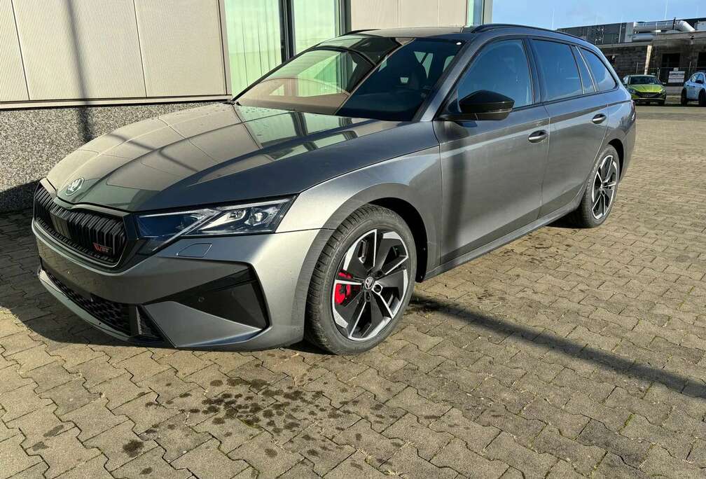 Skoda SKODA OCTAVIA Vrs / Hybrid 245 Ps