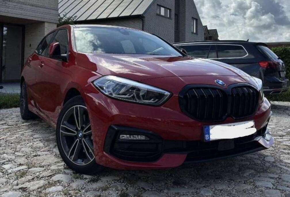 BMW 118i Aut. Sport Line/ adaptive CC / HUD/ Keyless