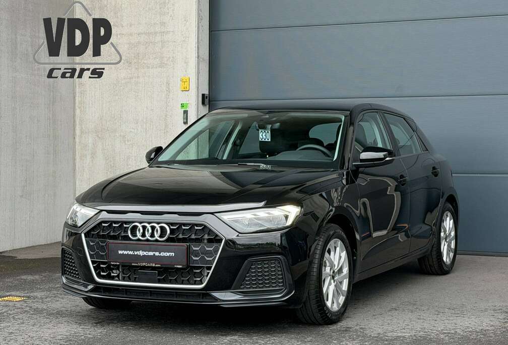 Audi 25TFSI SPORTBACK LED S-TRONIC ADVANCED INFOTAINMEN