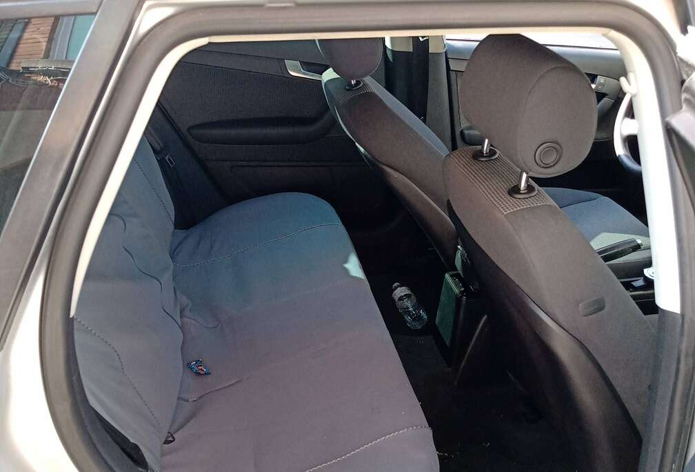 Audi A3 Sportback 1.6i Ambiente