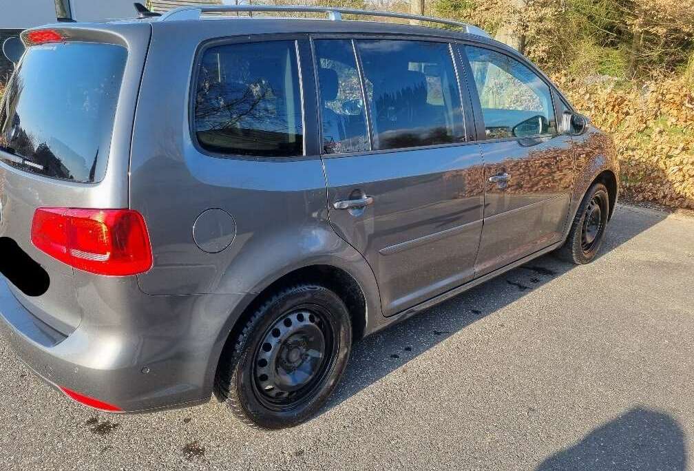 Volkswagen Touran 1.6 TDI Cup BMT