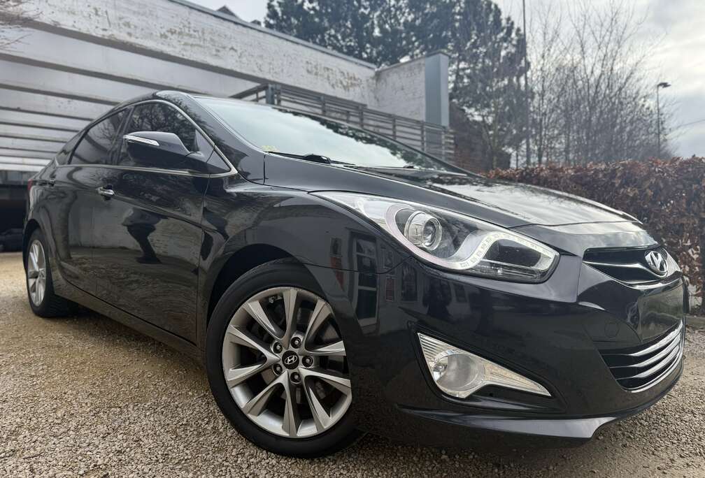 Hyundai 1.7 CRDi Business Edition Sunroof