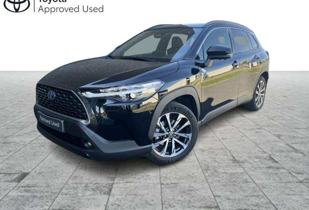 Toyota 2.0 Hybrid 197PK Premium