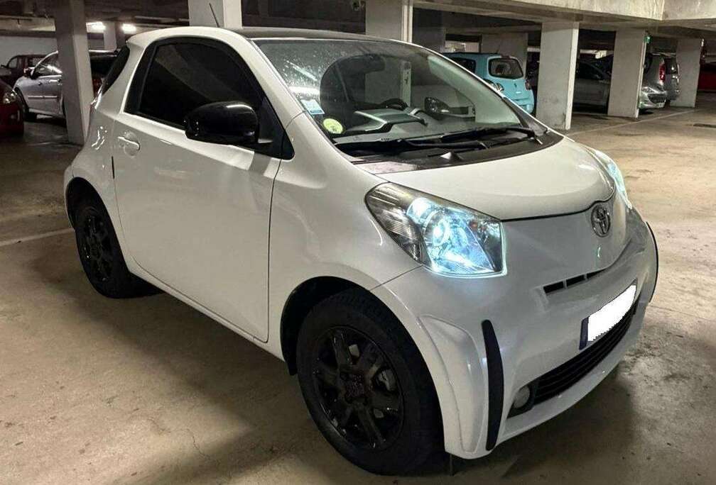 Toyota iQ 1.0i VVT-i Sol Multidrive