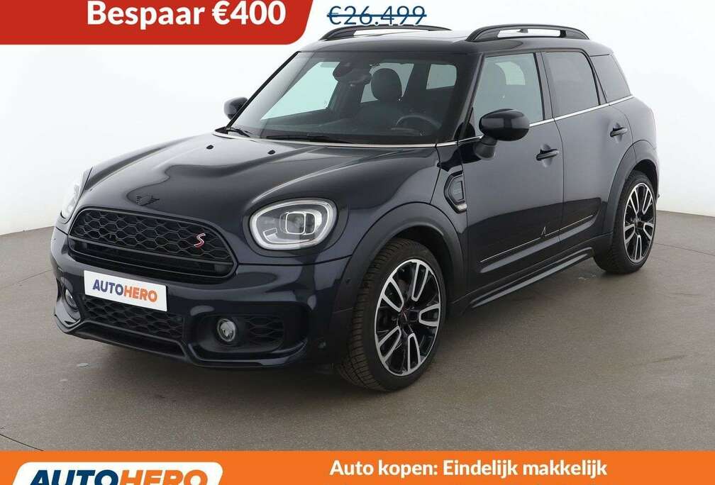 MINI Cooper S ALL4 John Cooper Works Trim