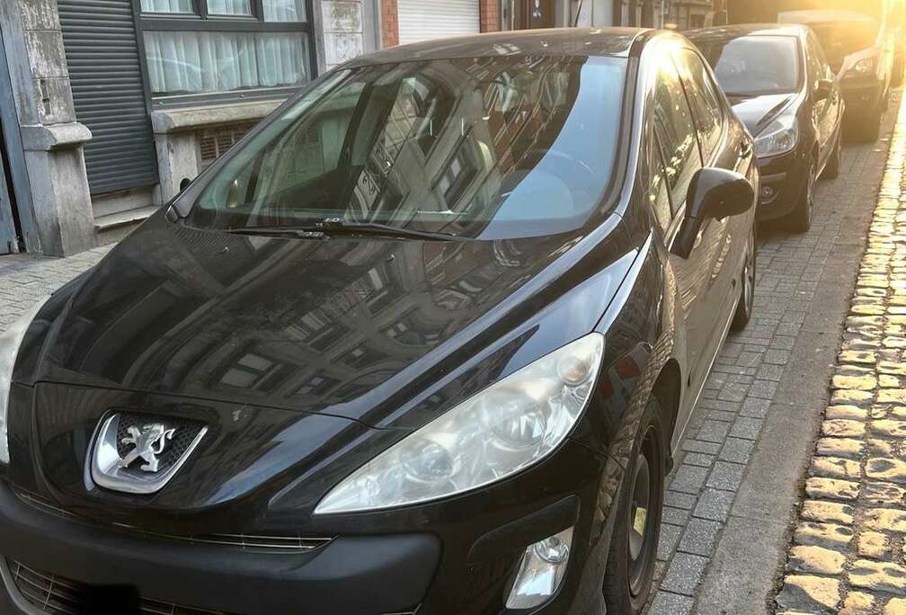 Peugeot 308 1.6 HDi Black