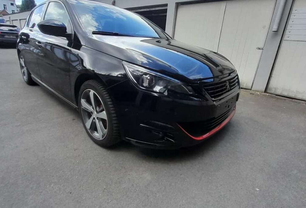 Peugeot 1.2 PureTech GT Line STT