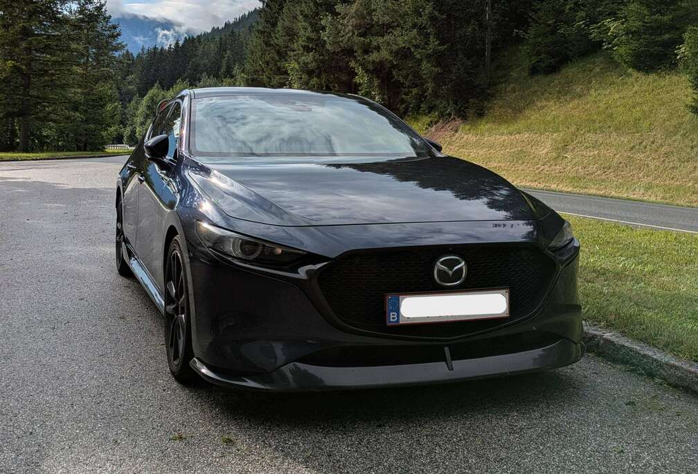 Mazda Skyactive-X Skycruise (Luxury)