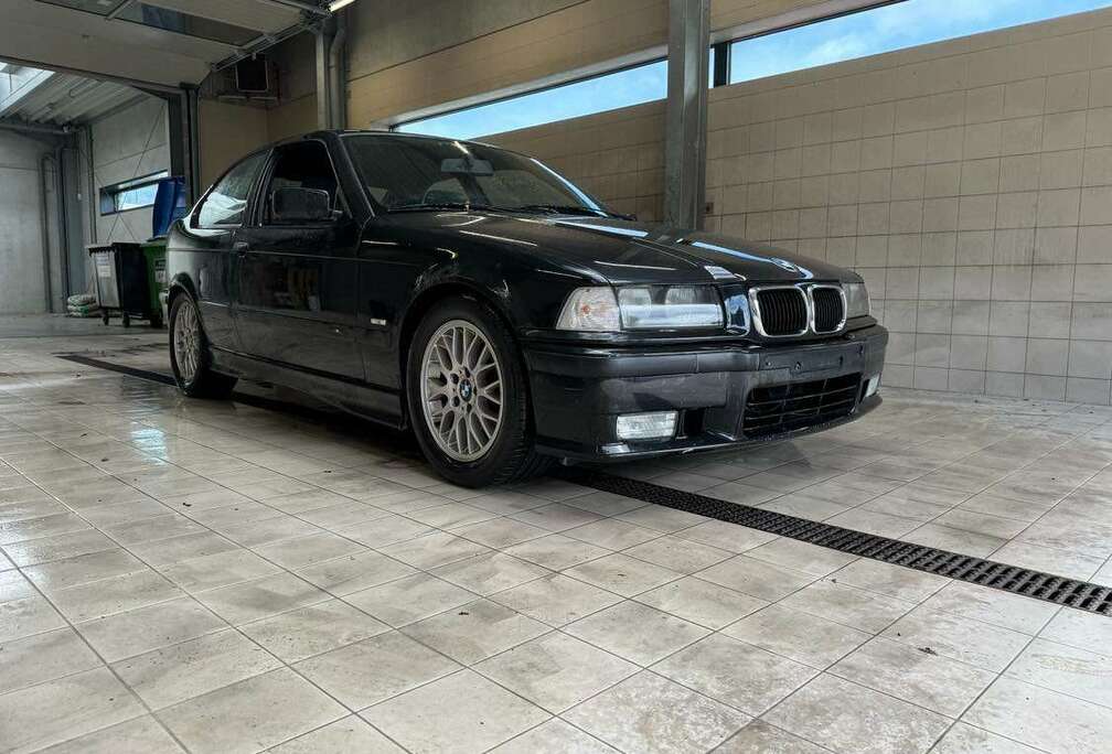 BMW 323ti