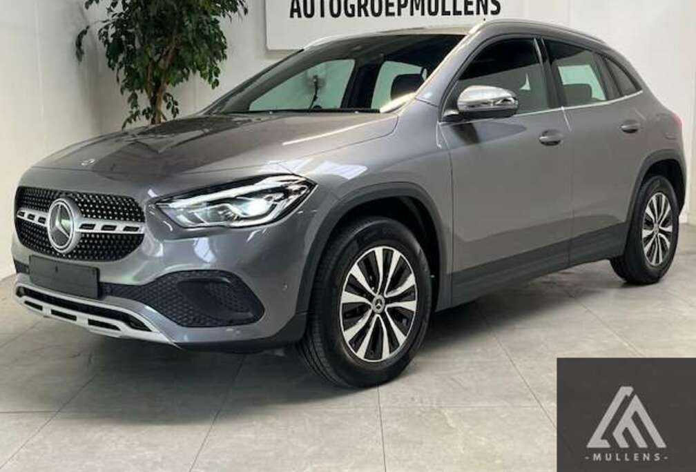 Mercedes-Benz GLA Business Solution 8 DCT 2.0 D + Trekhaak + Le