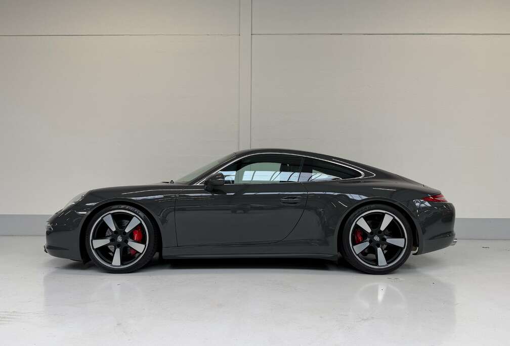 Porsche Carrera S 50th anniversary edition