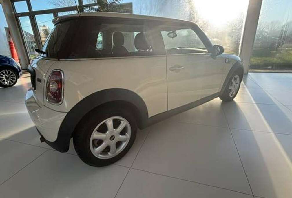 MINI Mini 1.4i One