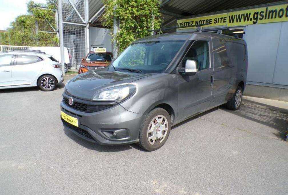 Fiat 1.2 95cv 3 places Gris 07/18 GPS Capteurs USB