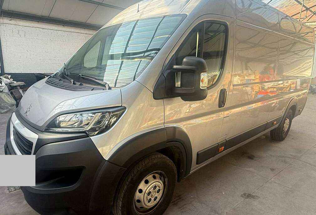 Peugeot 2.2 BlueHDi L4H2 Premium S