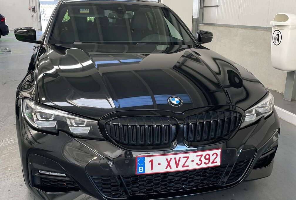 BMW 318d M sportpakket - All black