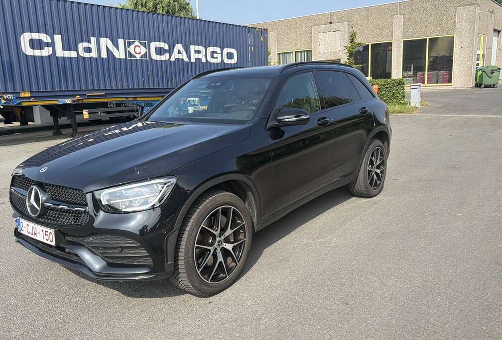 Mercedes-Benz de 4-Matic PHEV Business Solution